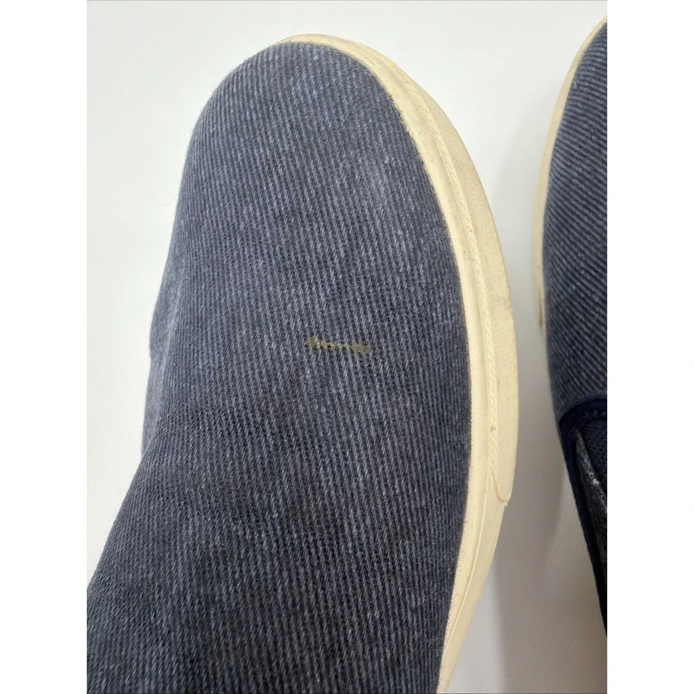 OluKai Kahu Men 8.5 Navy Blue Fabric Slip On Boat Shoes/Loafers/Sneakers